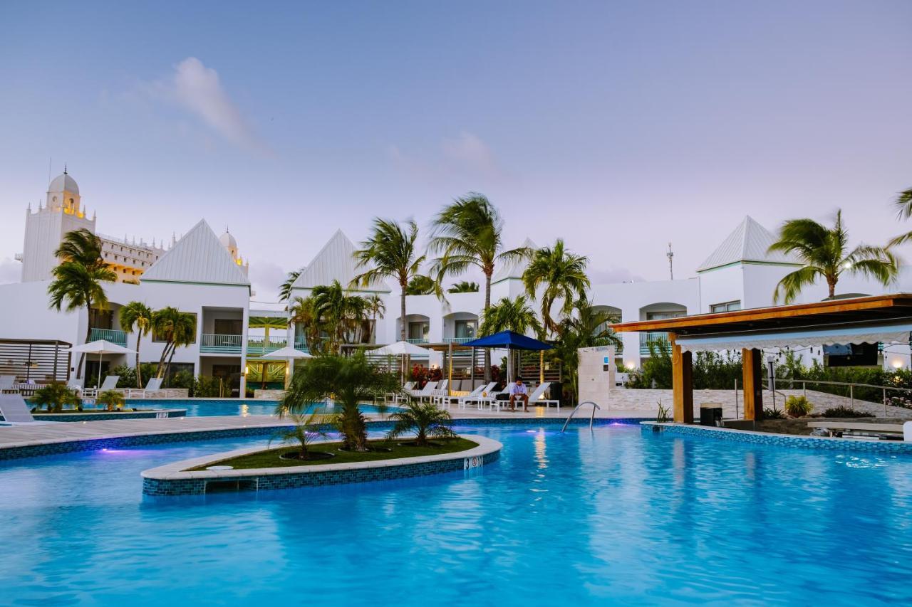 The Mill Resort And Suites Palm Beach Exterior photo