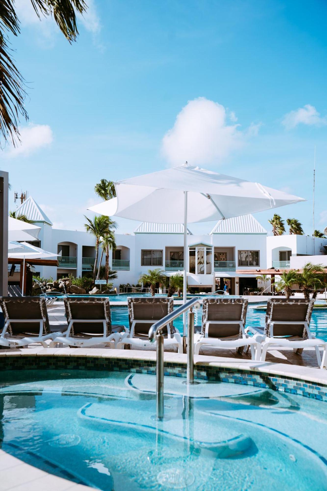 The Mill Resort And Suites Palm Beach Exterior photo